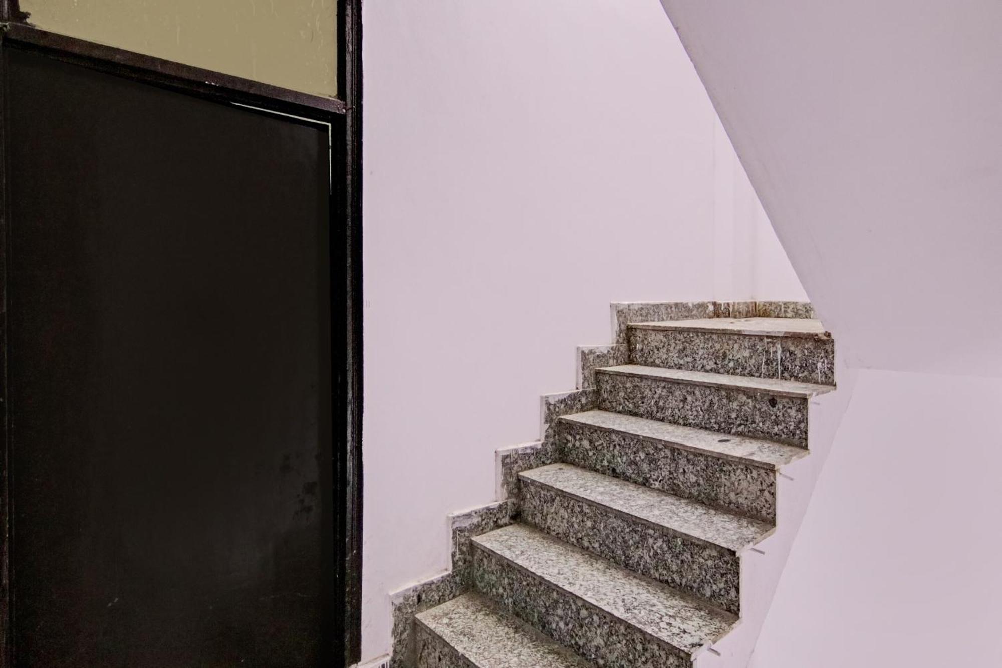 Hotel O Chaudhary Villa Nové Dillí Exteriér fotografie
